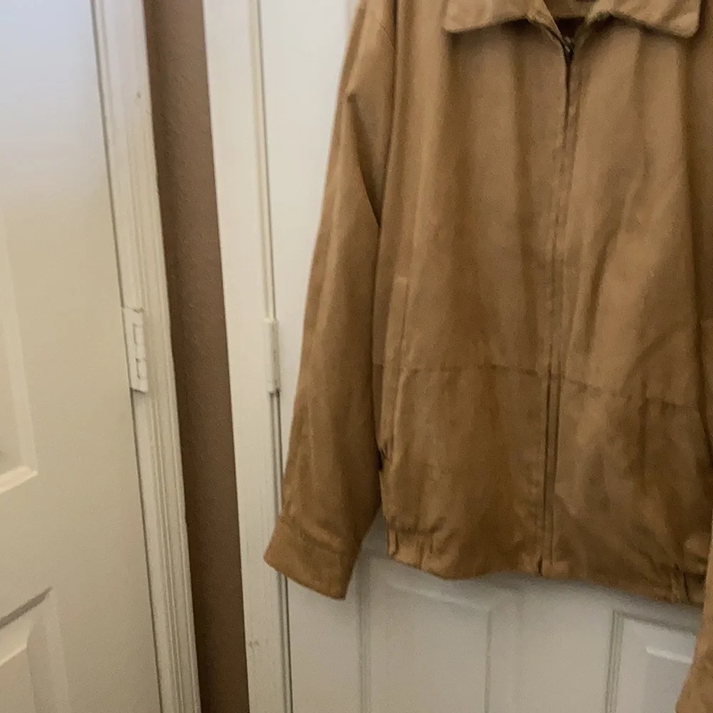 FINAL MARKDOWN Men’s weatherproof Jacket Large